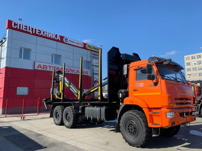 Сортиментовоз КамАЗ 43118 с гидроманипулятором VM10L74 Сортиментовоз КамАЗ 43118 с гидроманипулятором VM10L74